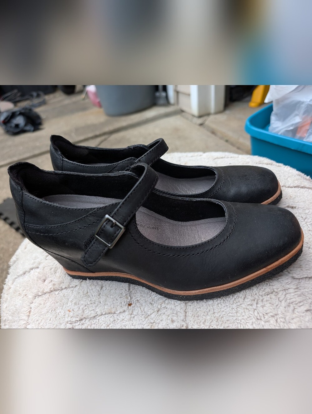 Women's Earth Black Leather 'Boden' Wedges Size 10